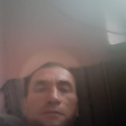 Ruslan, 41, 