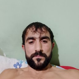 Edik, 33, 