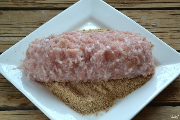 Мясной рулет из фарша с яйцом.Наверное, каждая хозяйка хоть раз готовила мясной рулет в духовке, но ... - 4