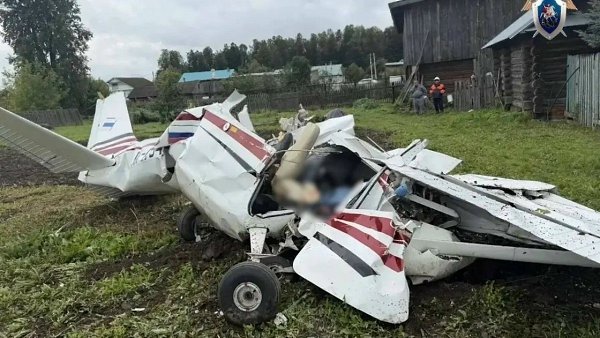 ����� � �������� ������� � ���������� �������� �������������� ������������ �������� Cessna 172 � ...