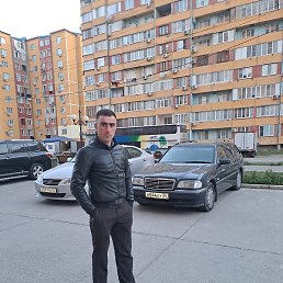 ����, ���������, 32 ����