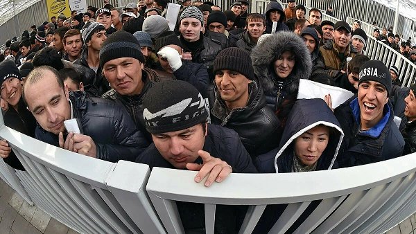 В Госдуме подчеркнули необходимость приглашать семьи мигрантов в Россию, учитывая критическую ... - 3