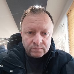 Danijel, 51, 