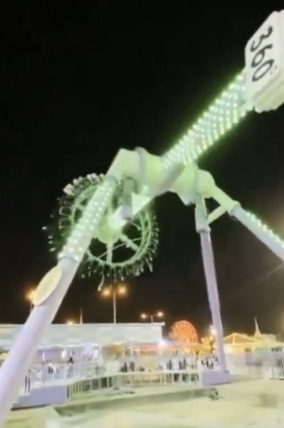 Страх детства №1: аттракцион «360 градусов» рухнул вместе с людьми в Саудовской Аравии. Местные СМИ ...