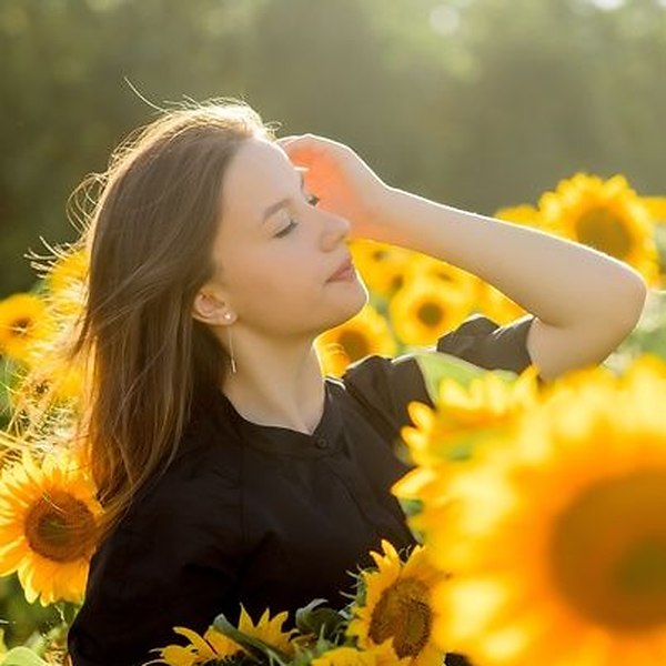 Фотосессия в подсолнухах