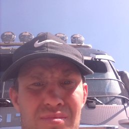 ��������, 35 ���, �����������