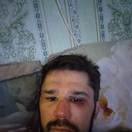 Alex, 33, 