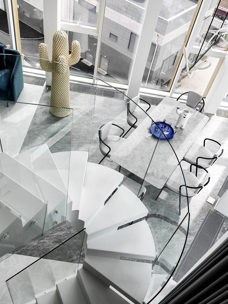 Современный дом, отражающий личность хозяина.Студия Lighthouse Interiors разработала интерьер для ... - 3