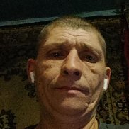 Maksim, 48 , 