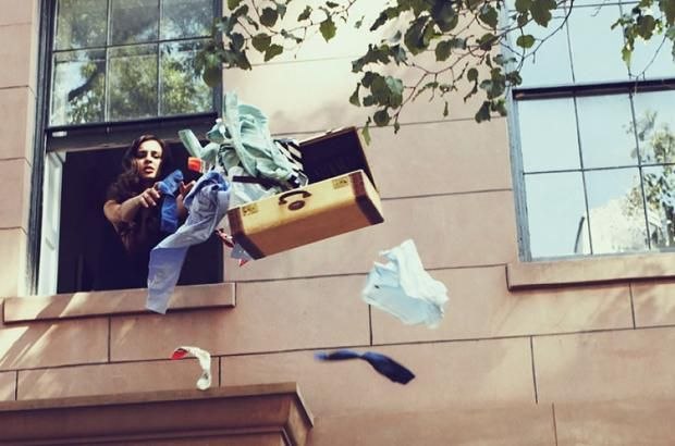 Прямо сейчас выброси все старье, все, что не работает. * Зажигалку с выпавшим "камушком". ...