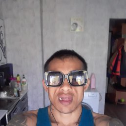 �������, �������, 32 ����