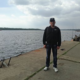 Max, 45, Алчевск