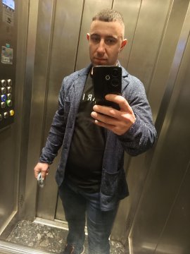 Kwnstantinos, 33 ����, �����