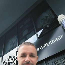Stanislav, 45, 