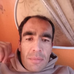 Djonibak, 31, 