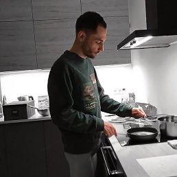 �����, ����, 33 ����