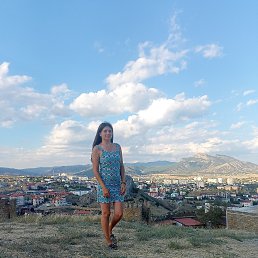 Ekaterina, 35, 