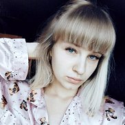 Viktoria, 21 , 