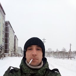 Georglc, 35, -