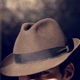 ������, ������, 33 ����