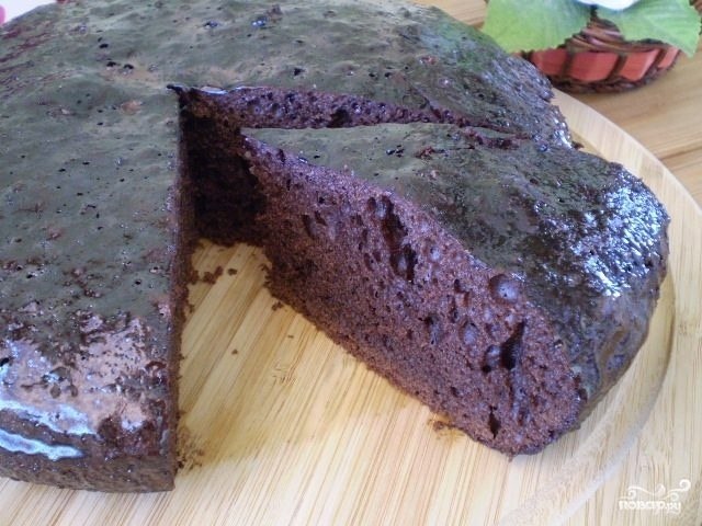 Воздушный шоколадный бисквит.Смешайте все ингредиенты миксером до однородного теста. Выпекайте в ...