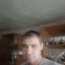  , , 42  -  4  2025