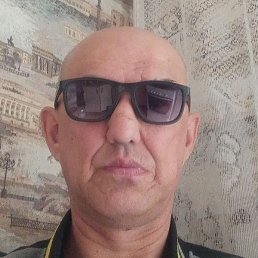 ������, �����, 44 ����