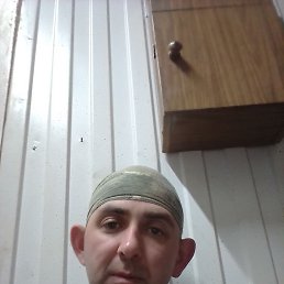 ������, 33 ����, ����