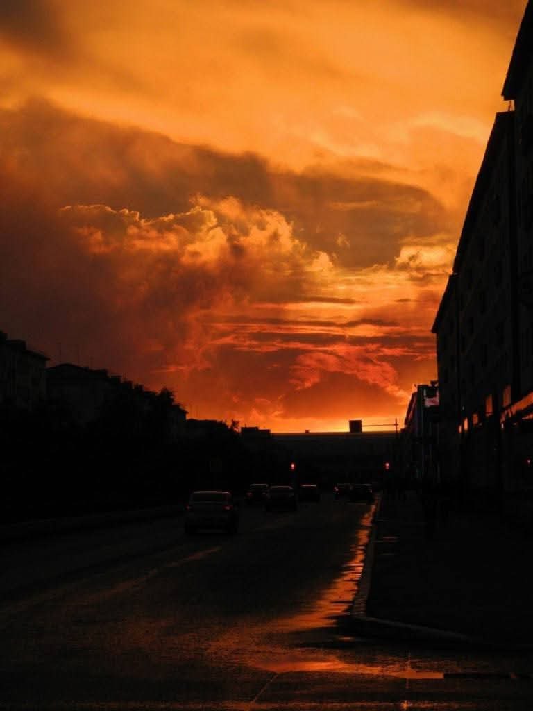 :) С 15 августа в Норильске начнутся сумеречные ночи.Время, когда солнце лишь частично скрывается за ... - 2