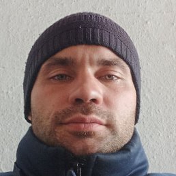 ������, ������, 33 ����