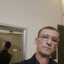 �����, 54 ����, �����-���������