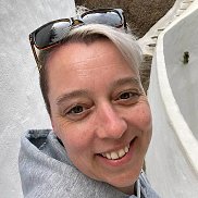 Anna, 42 , 