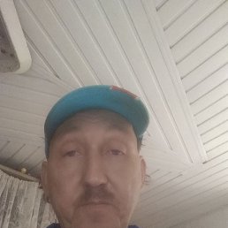 Valera, 49, 