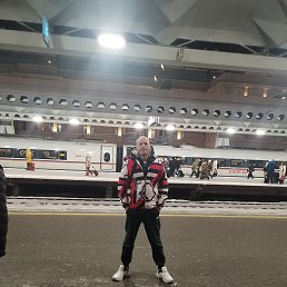 ������, 43 ����, �����