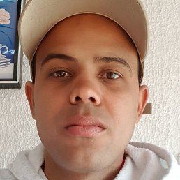 Yuxsel, ���������, 32 ����