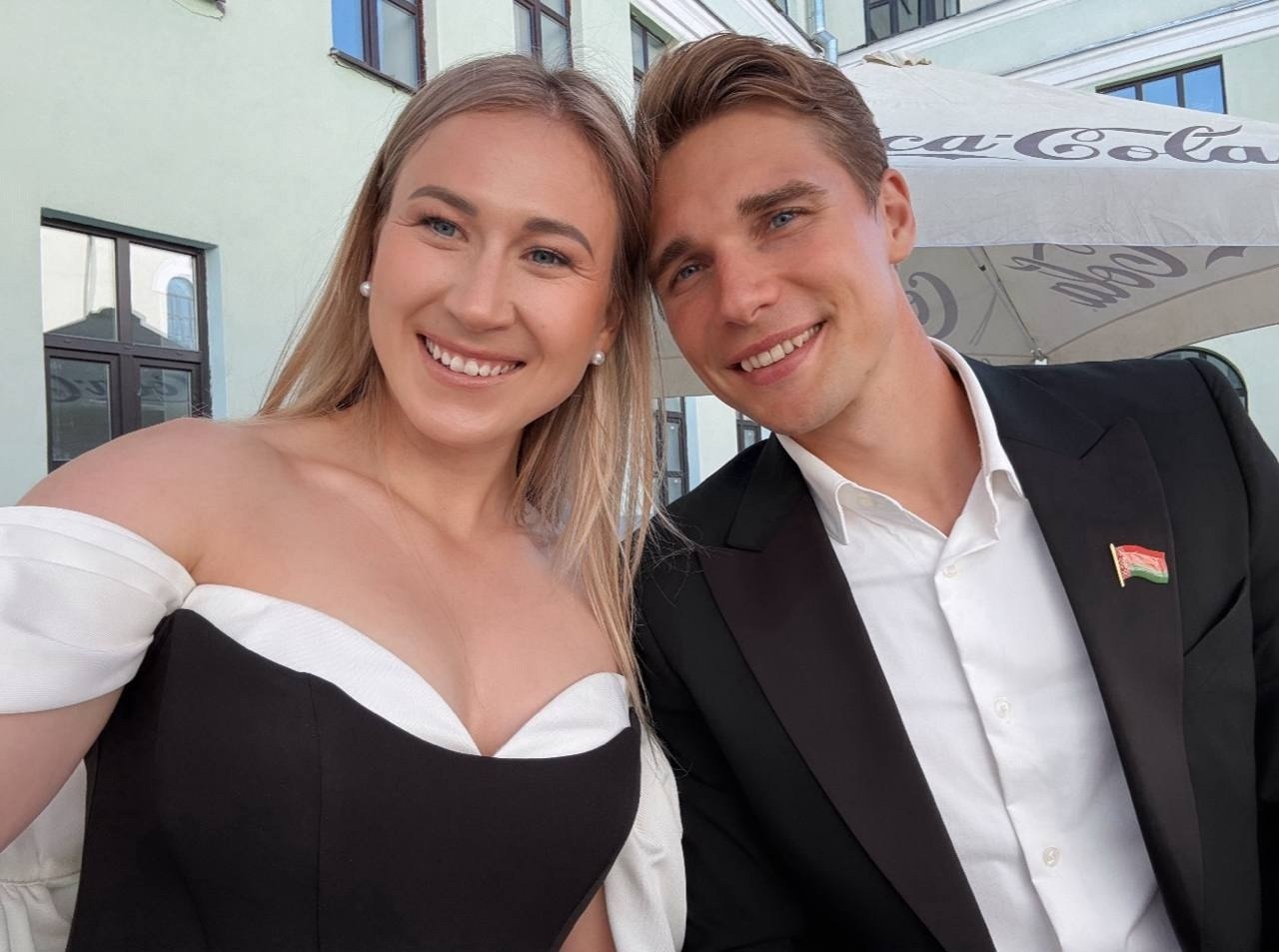 Антон Смольский официально получил диплом о высшем образованим.Белорусский биатлонист Антон ... - 2