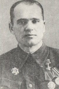 Бондарь Владимир Павлович.Командир орудия 1672-го истребительно-противотанкового артиллерийского ...