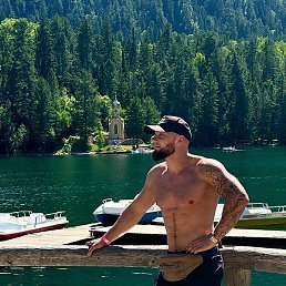 ����, ������, 32 ����