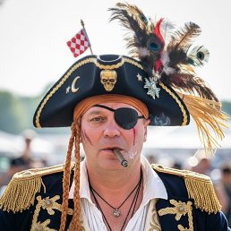 ��������, 62 ����, ���������