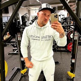���� Vlad, �����-���������, 38 ��� - ��������� 19 ��� 2026