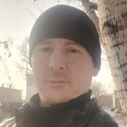 Pavel, 36, 