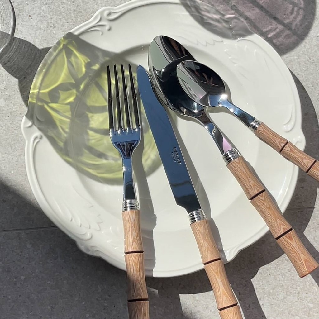 Более 30 лет назад во Франции появилась марка, которая решила встряхнуть скучный мир столовых ... - 5