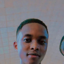 Samuel, 18, 