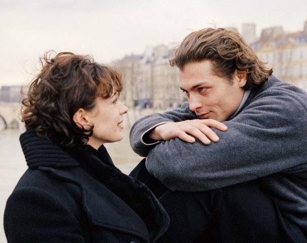 - ������� ����� �������? - �������. - ������� ����? � ����� ������? - ������� �����, ��� ����� ����: ...