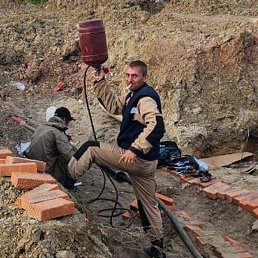 ����, ���������, 44 ����