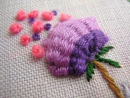 Необычная техника для вышивки с помощью расчески - 3