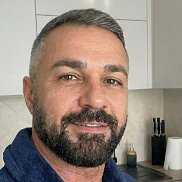 �����, 42 ����, ���������