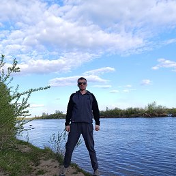 ��������, 37 ���, ����-������