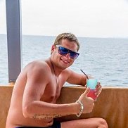 ������, 44 ����, ������������