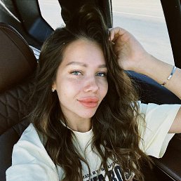 Milana, 25, 